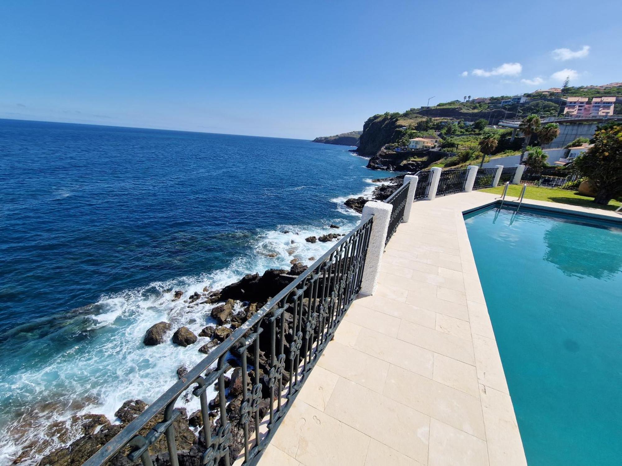 Salt Water Villa - Sea Water Pool - Private Sea Access Santa Cruz  Exteriör bild